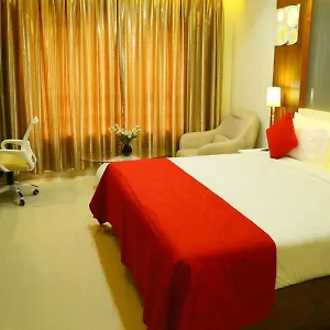 **** Hotel Saugandhika Residency India